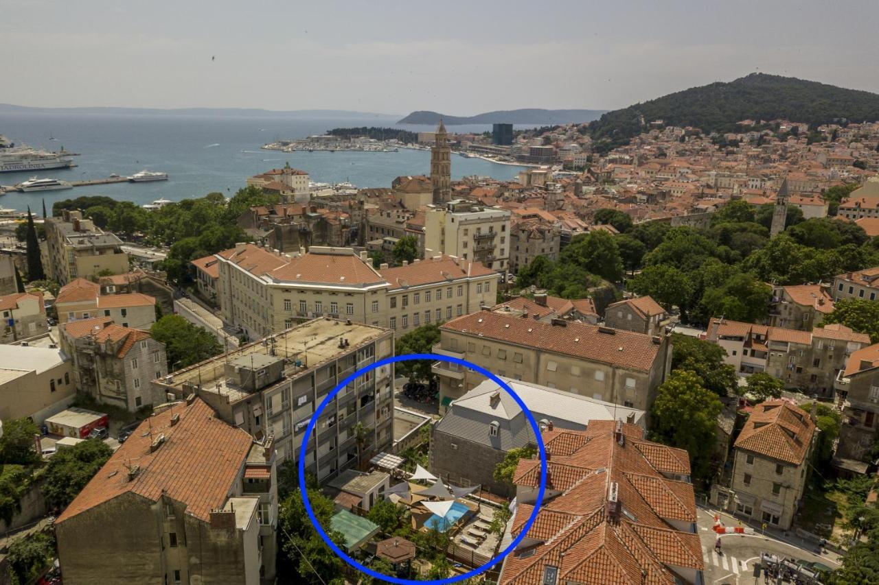 Evala Luxury Rooms With Pool And Garden Split Exterior foto